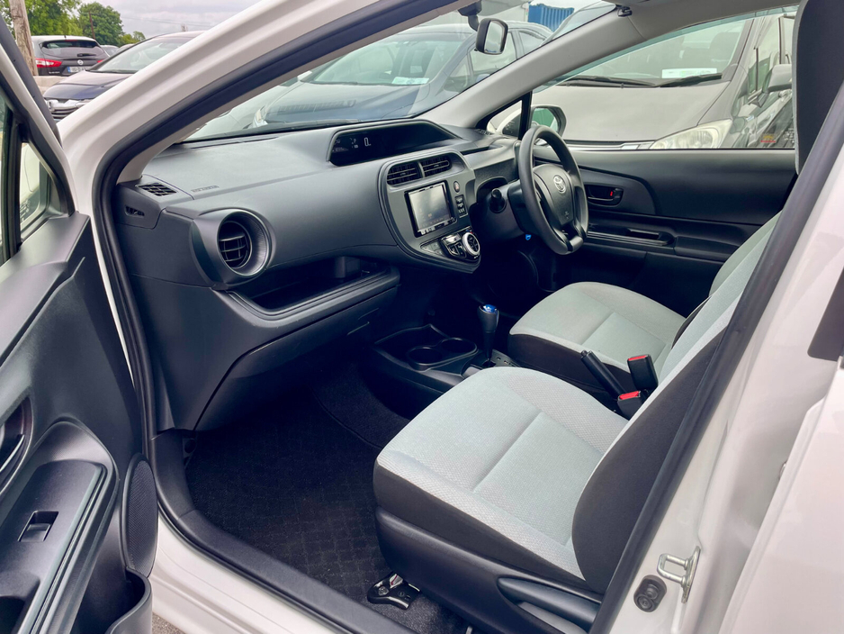 2019 Toyota Aqua 1.8 Hybrid €11,999