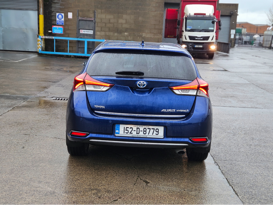 2015 Toyota Auris 1.8 HYBRID SOL 4DR AUTO €10,950