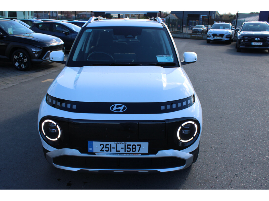 2025 Hyundai Inster - image 8