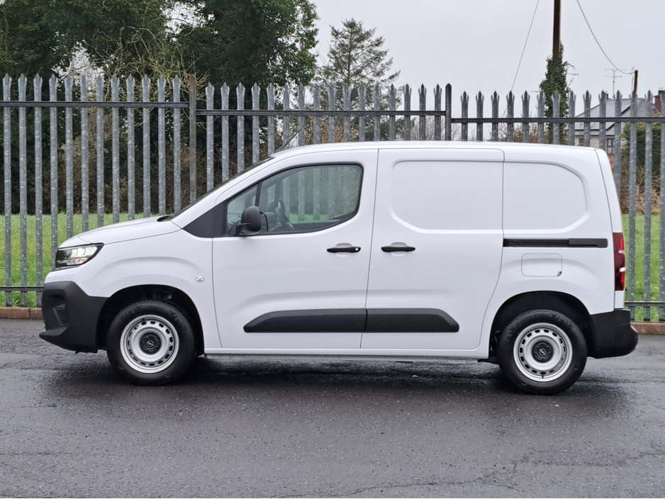 2026 Opel Combo - image 6
