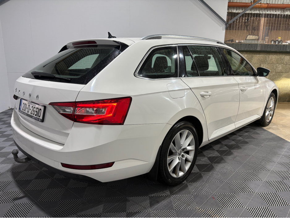 2020 Skoda Superb STYLE ESTATE 2.0 TDI 150HP 4DR €14,950