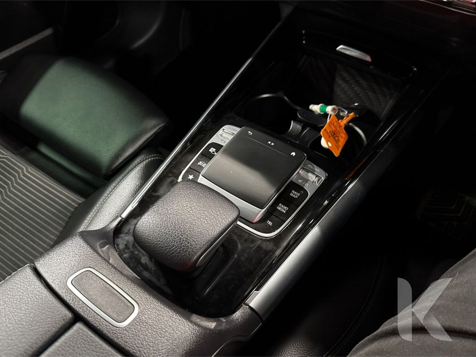 2019 Mercedes-Benz B Class B180 1.4 AUTOMATIC - HALF BLACK LEATHER - FACTORY ALLOY WHEELS - ELECTRIC/HEATED SEAT - REAR CAMERA €24,950