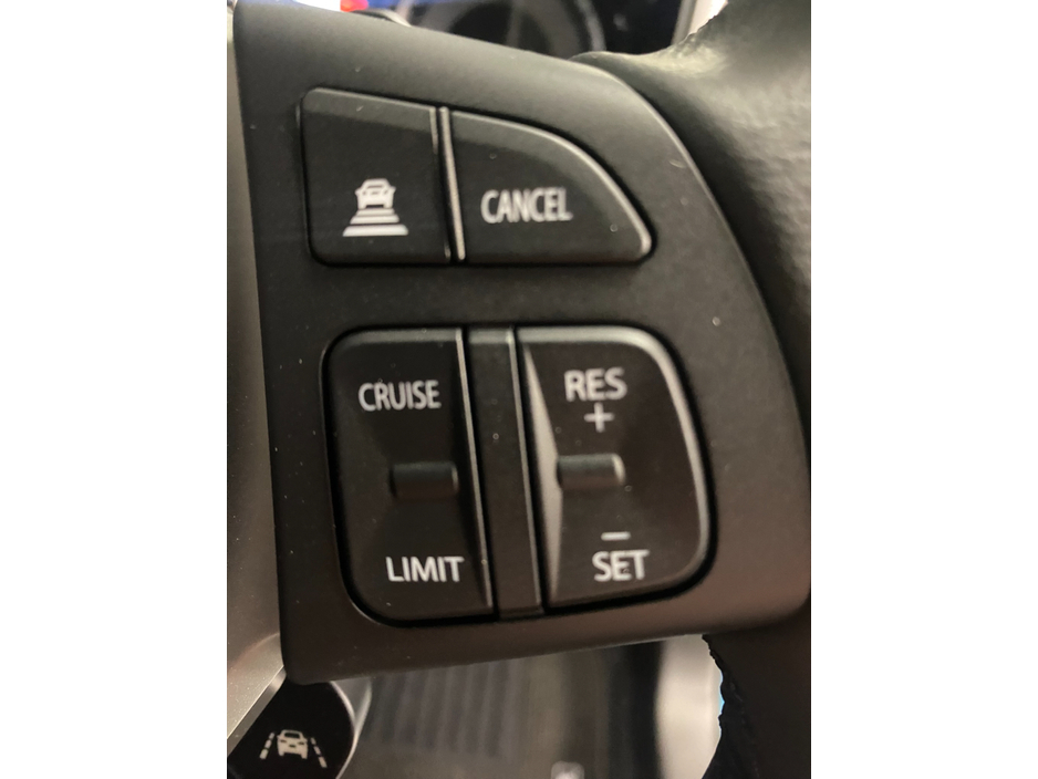 2023 Suzuki Vitara - image 27