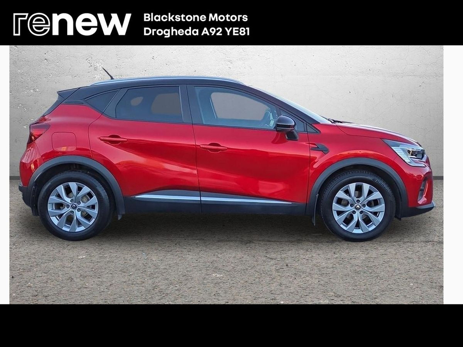 2021 Renault Captur TCe 100 Iconic €19,950