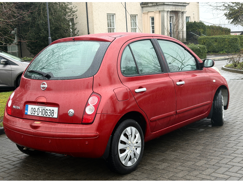 2009 Nissan Micra - image 9