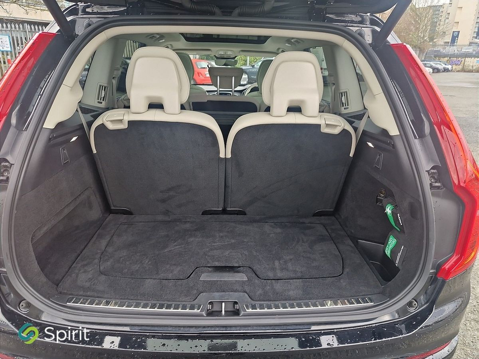 2023 Volvo XC90 - image 18