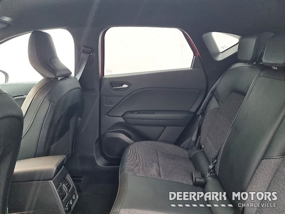 2023 Renault Captur TCe 90 Rive Gauche €24,950