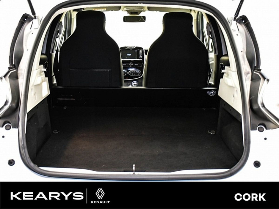 2019 Renault Zoe - image 9