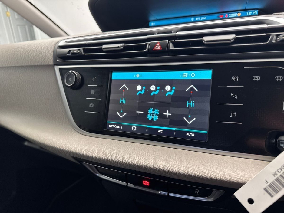 2021 Citroen Grand C4 SpaceTourer - image 19