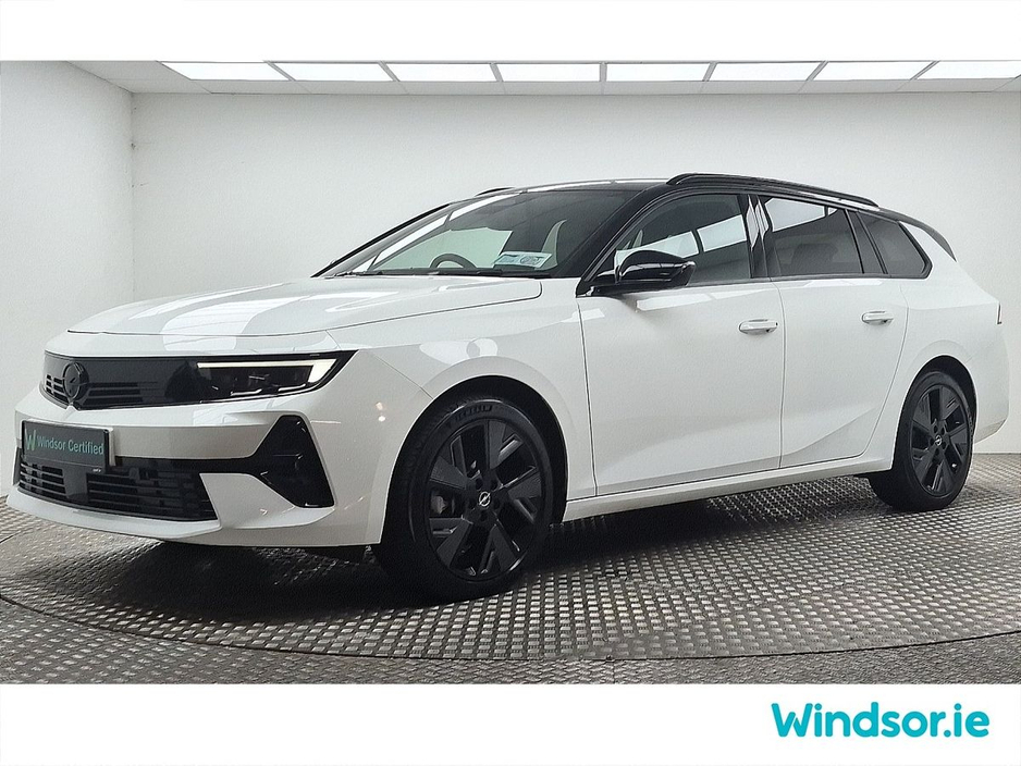 2025 Opel Astra GS 55KWh EV €37,995