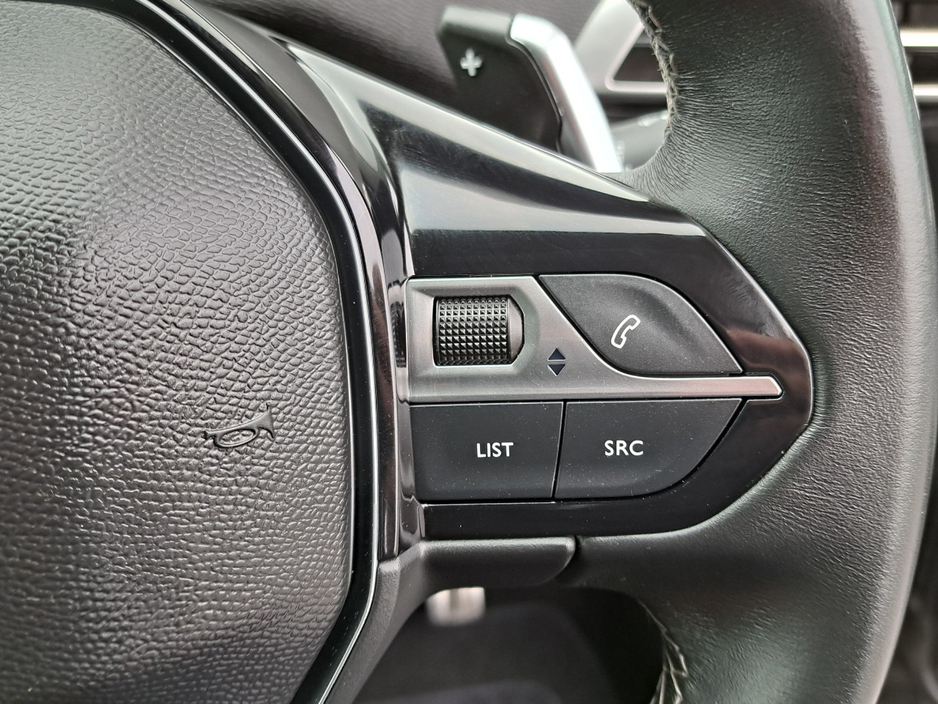 2023 Peugeot 3008 - image 21