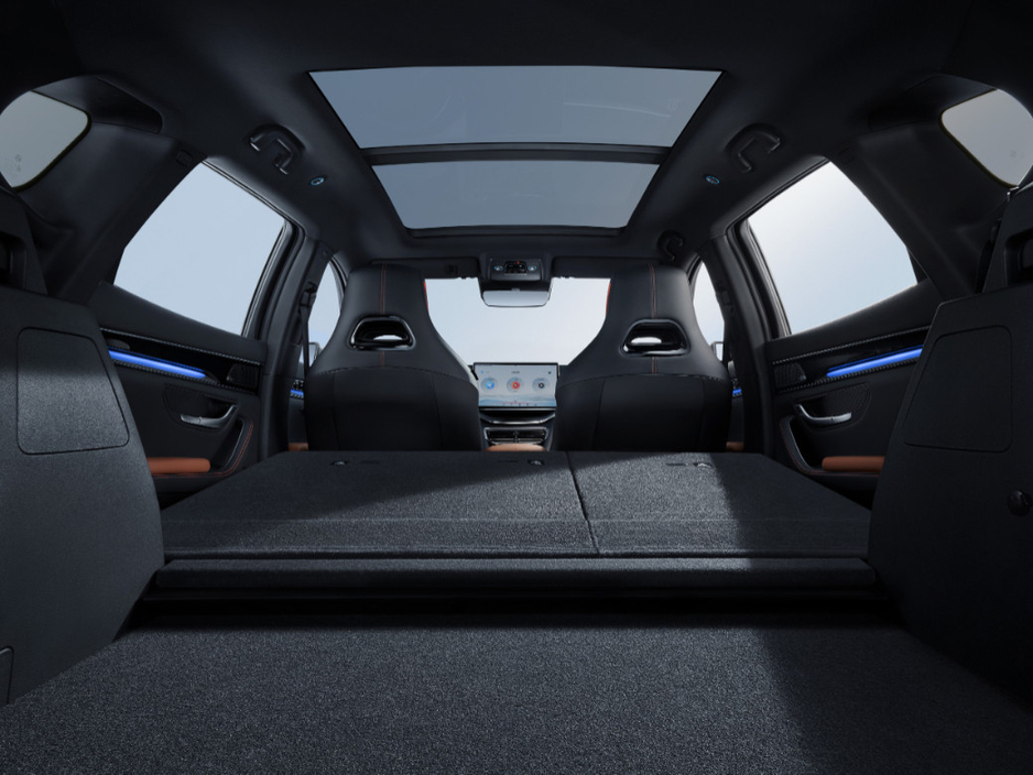 2026 BYD Seal U DM-i Comfort 26.6kWh *125km EV Range* €47,515