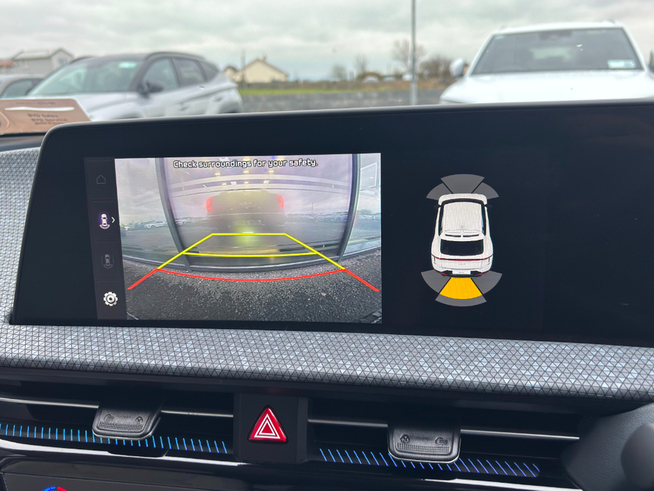 2023 Kia EV6 - image 27