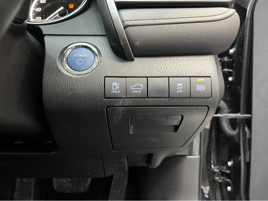 2020 Toyota Camry 2020 TOYOTA CAMRY X 2.5 AUTOMATIC / CRUISE CONTROL / REVERSE CAMERA AND MORE