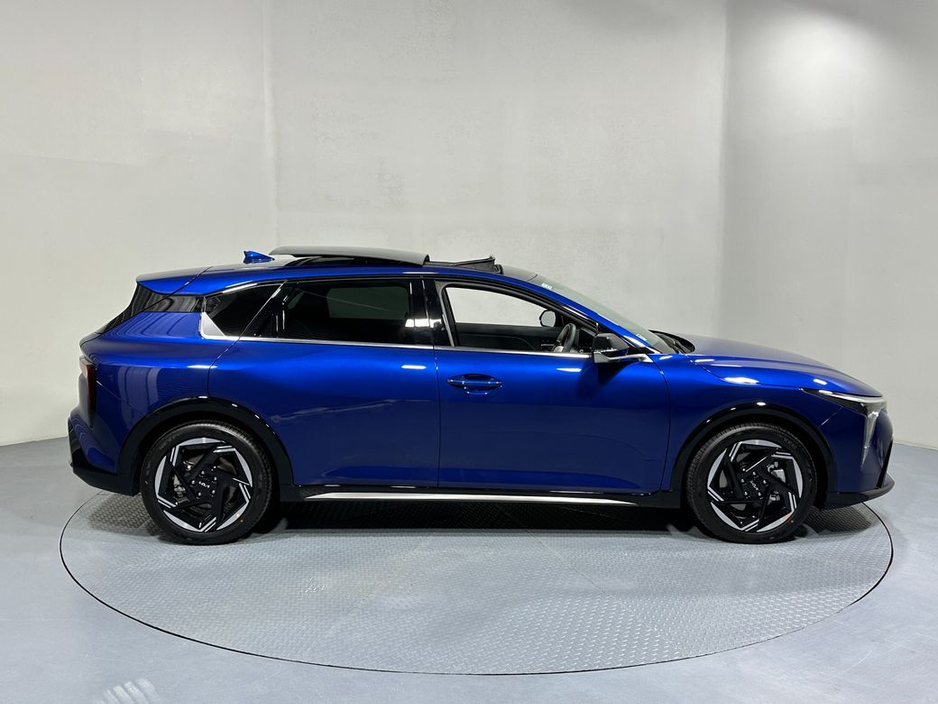 2026 Kia K4 - image 8