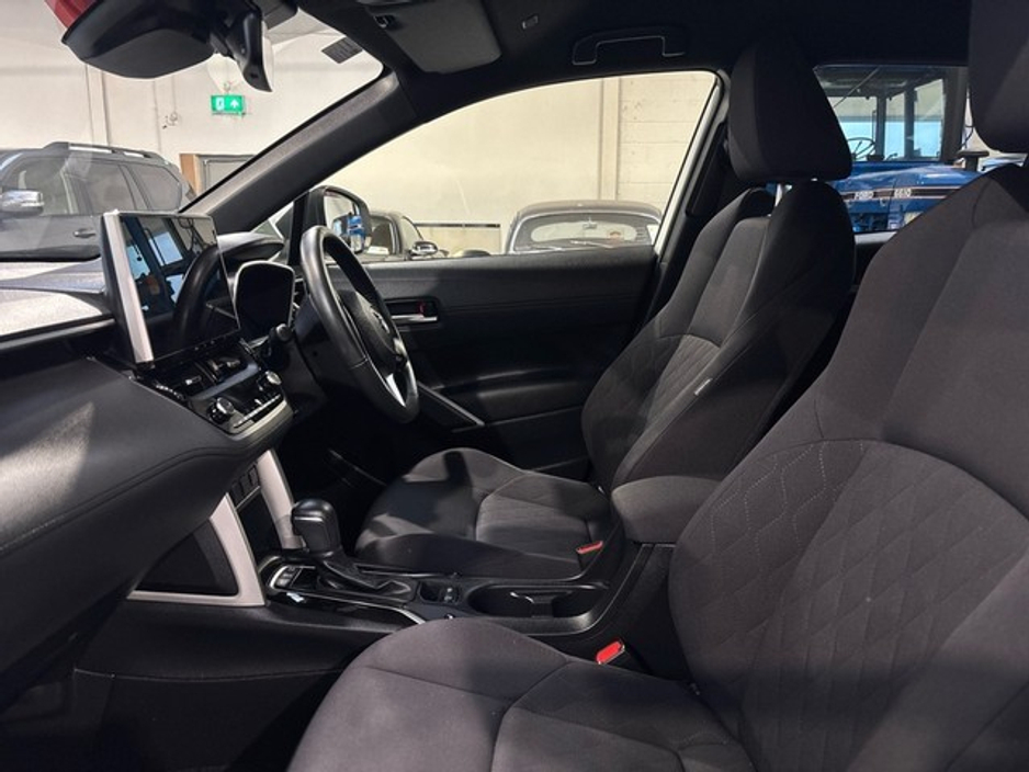 2024 Toyota Corolla Cross CROSS SPORT 1.8 HYBRID AUTO €37,750