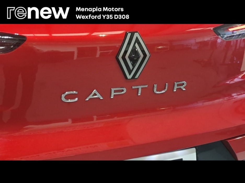 2026 Renault Captur TCe 115 Evolution €32,990