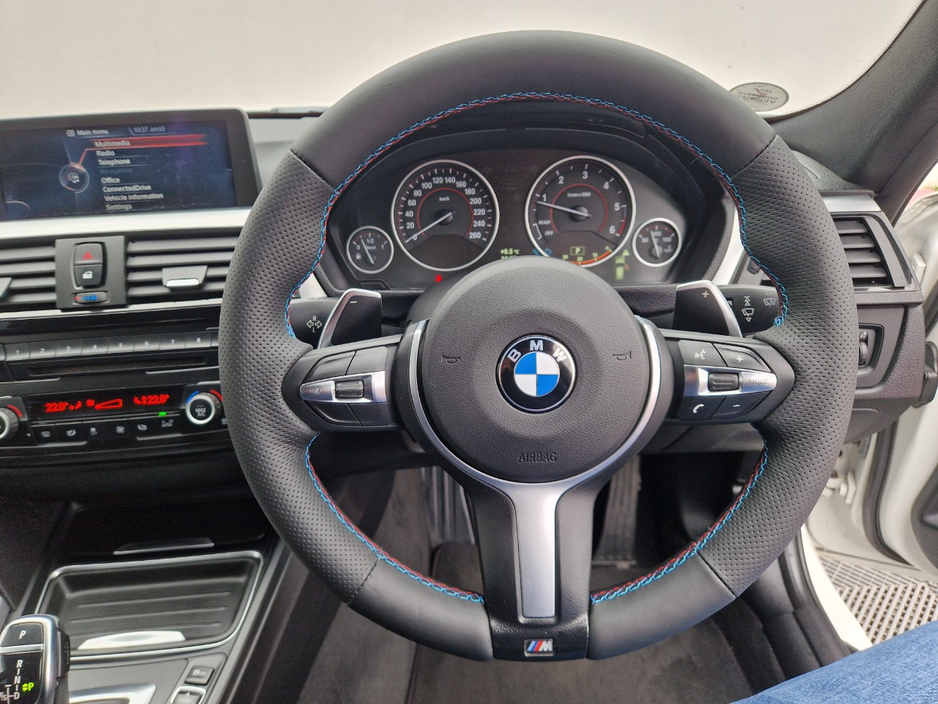 2013 BMW 3 Series - image 37