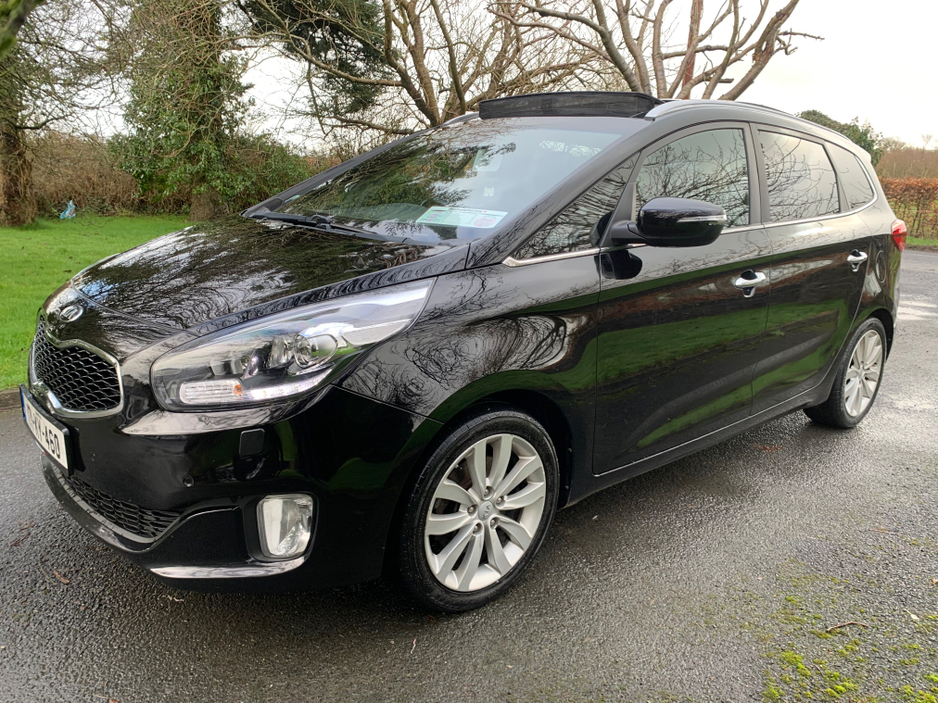2017 Kia Carens OR RONDO PLATINUM PE 5DR €11,995