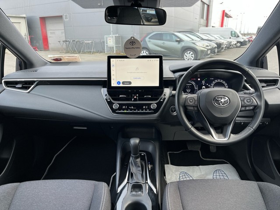 2024 Toyota Corolla - image 8