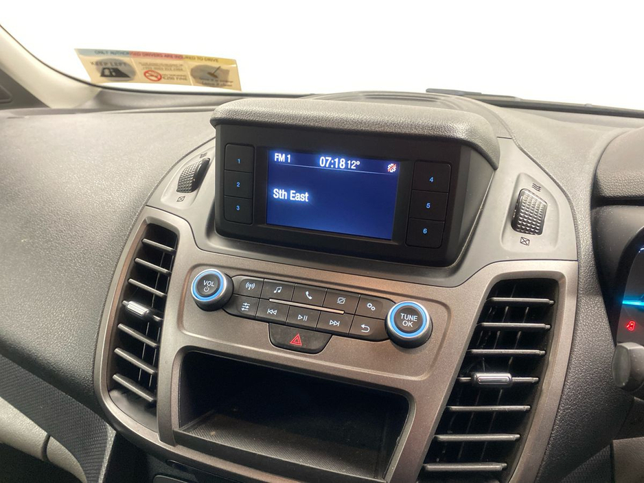 2023 Ford Transit Connect - image 14