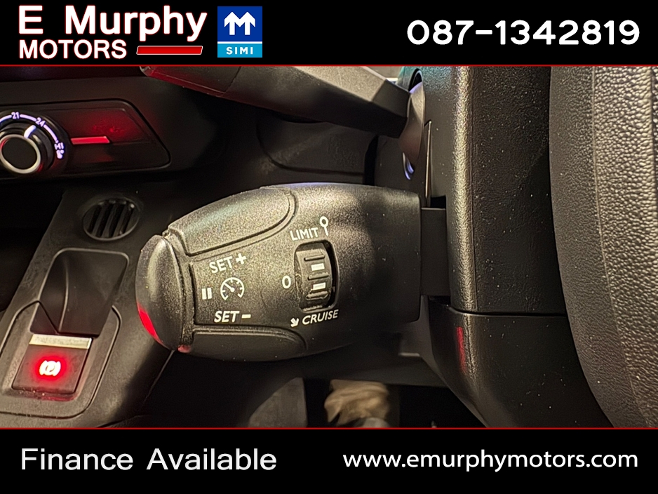 2021 Toyota Proace - image 17