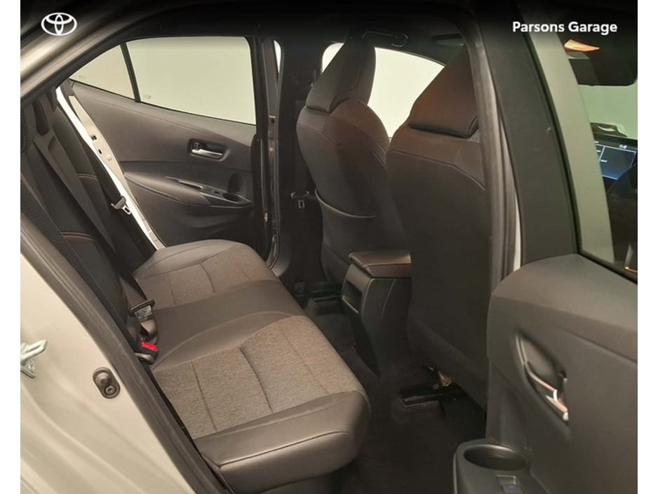 2022 Toyota Corolla - image 11