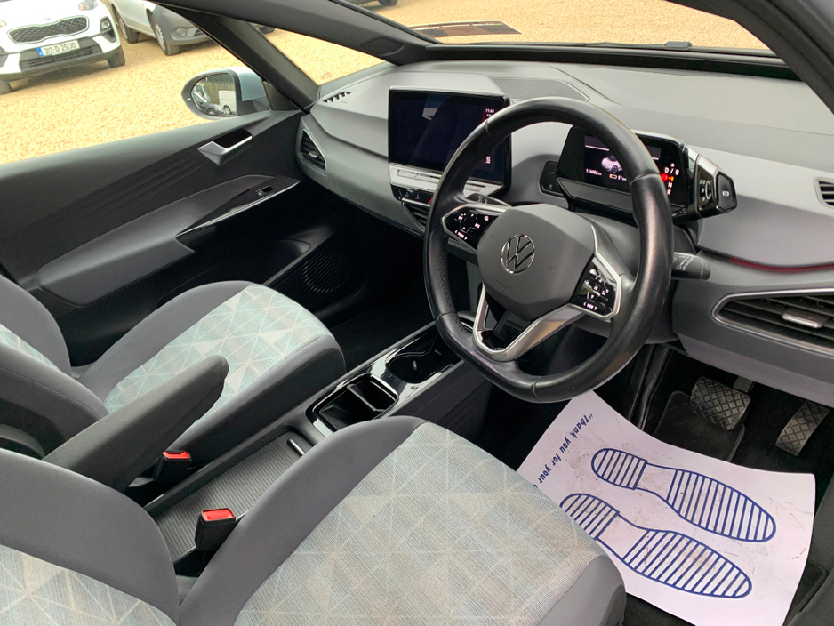 2021 Volkswagen ID.3 - image 17