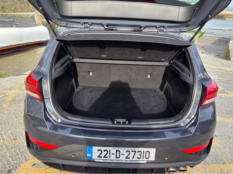 2022 Hyundai i30 - image 15