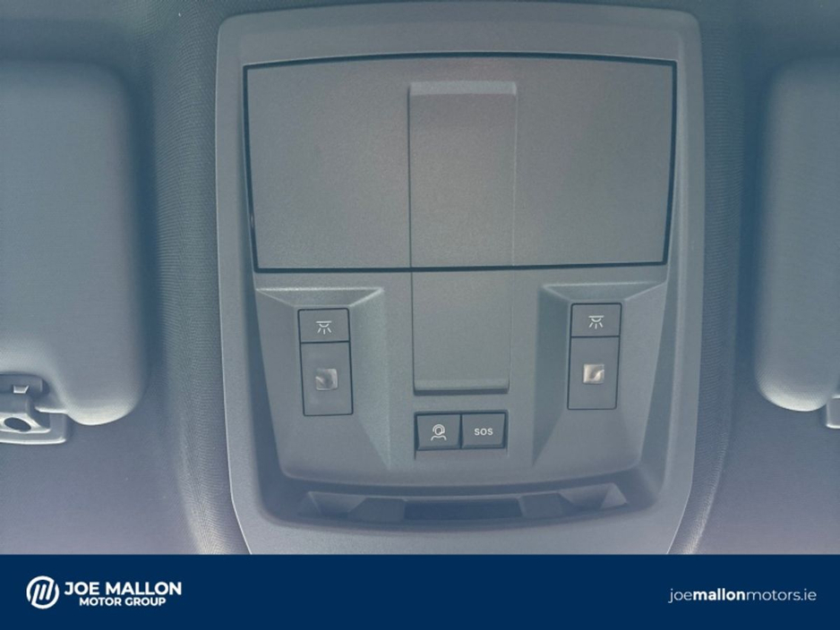 2025 Peugeot 3008 - image 26