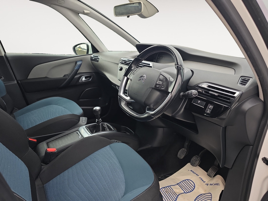 2017 Citroen C4 BlueHDi 100 Touch €8,900