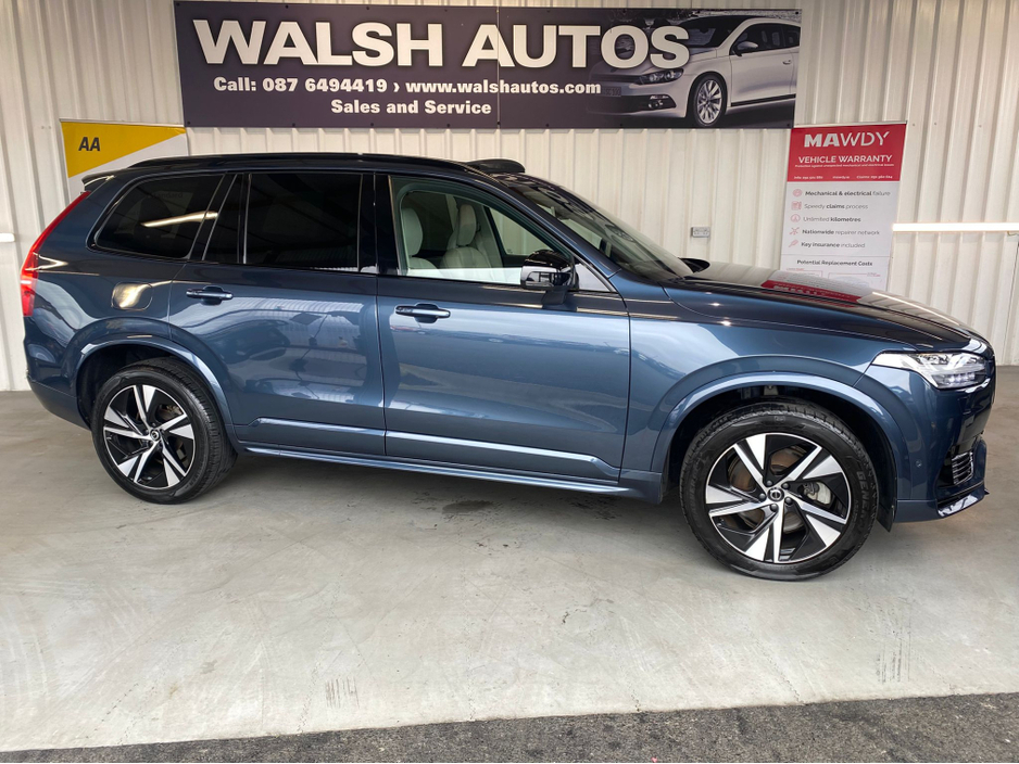 2023 Volvo XC90 - image 5