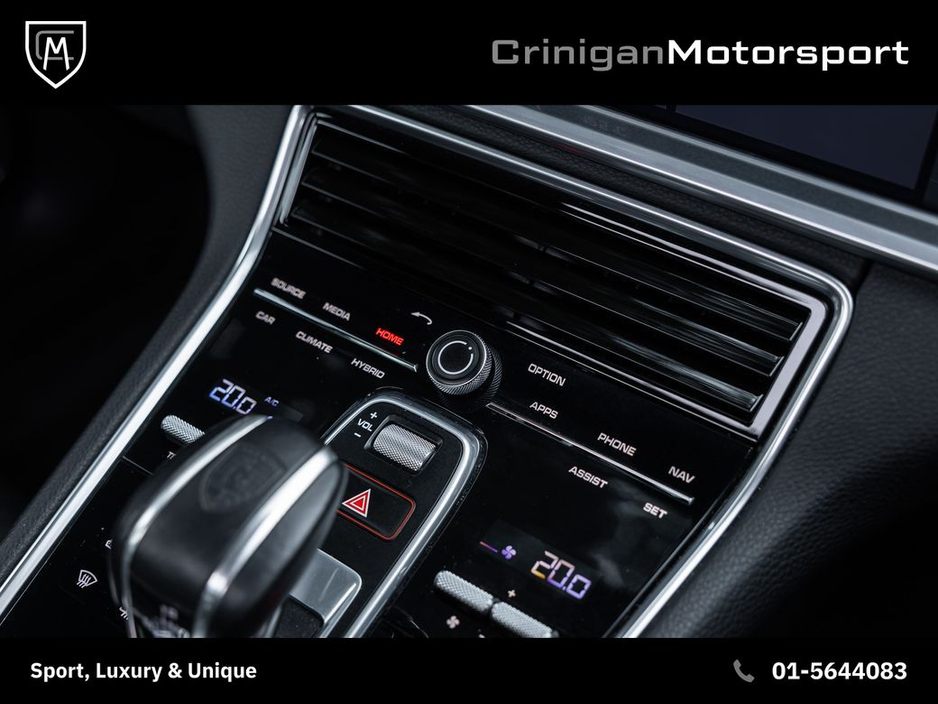 2020 Porsche Panamera - image 19