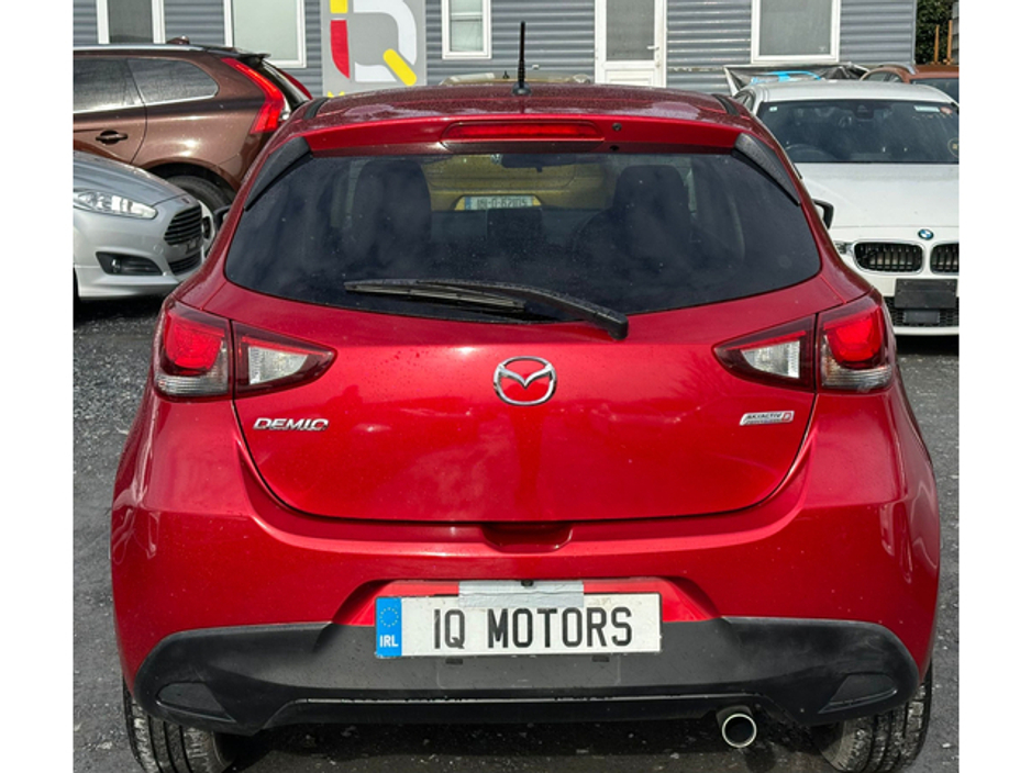 2015 Mazda Demio - image 12