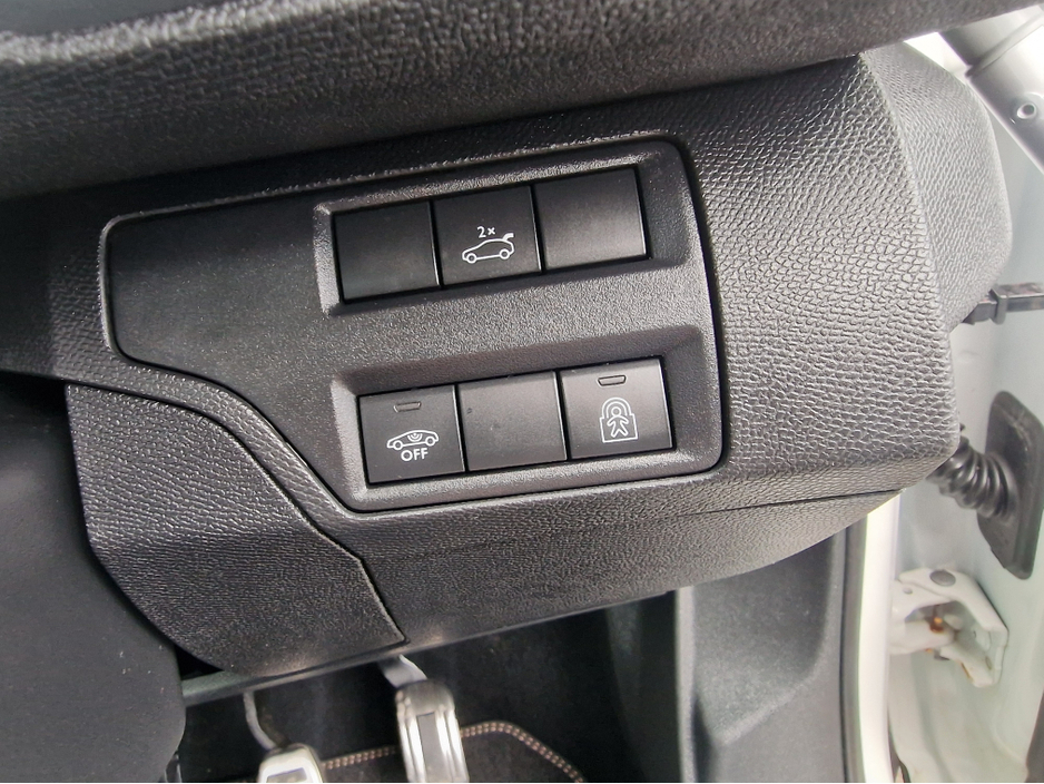 2019 Peugeot 5008 - image 21