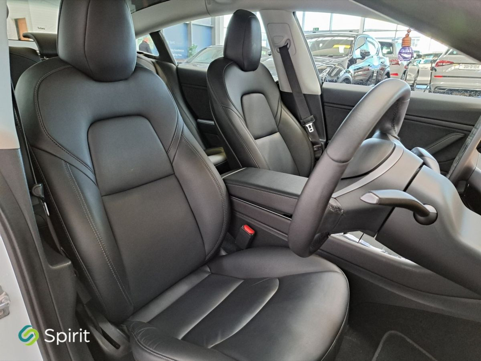 2021 Tesla Model 3 - image 20