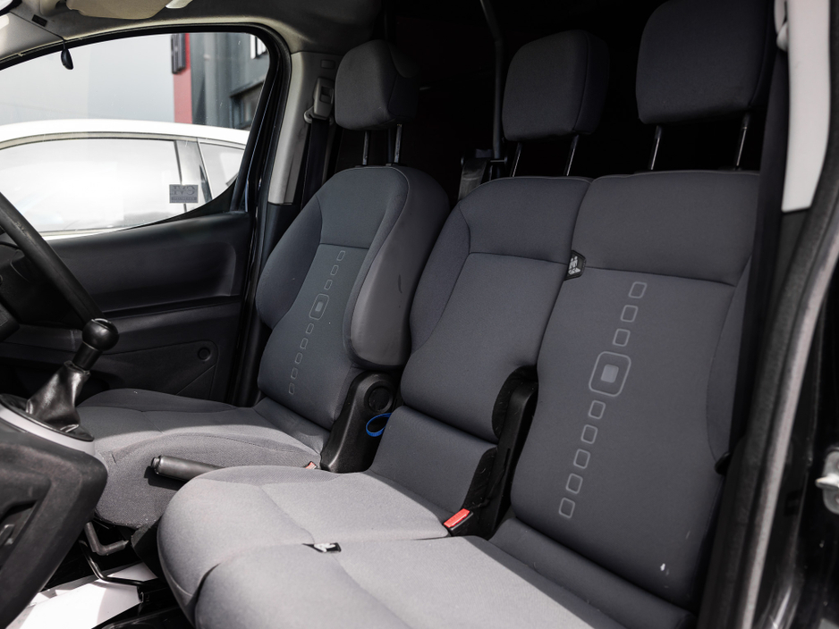 2015 Citroen Berlingo - image 16