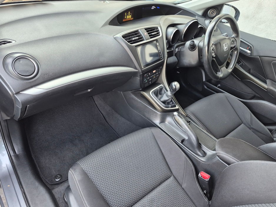 2016 Honda Civic - image 11