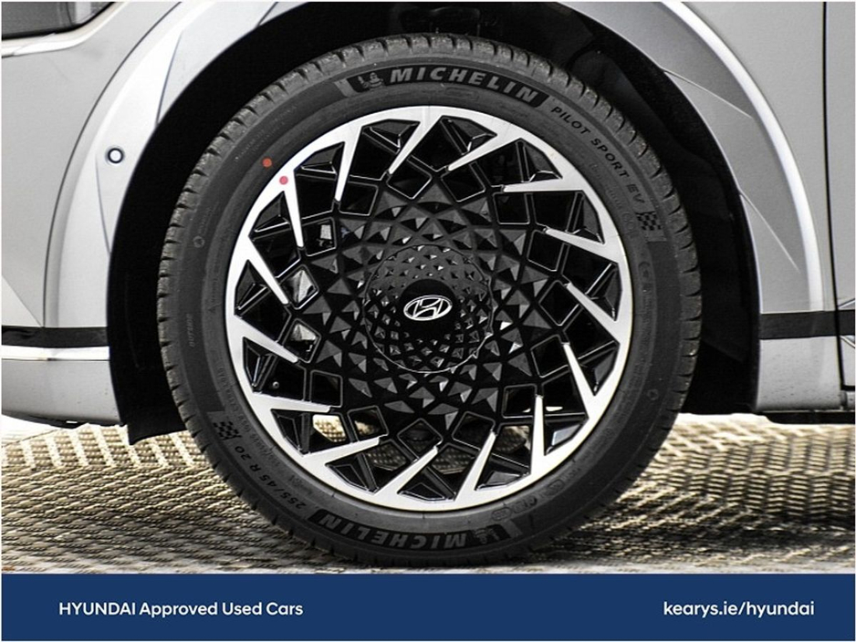 2024 Hyundai Ioniq 5 - image 8