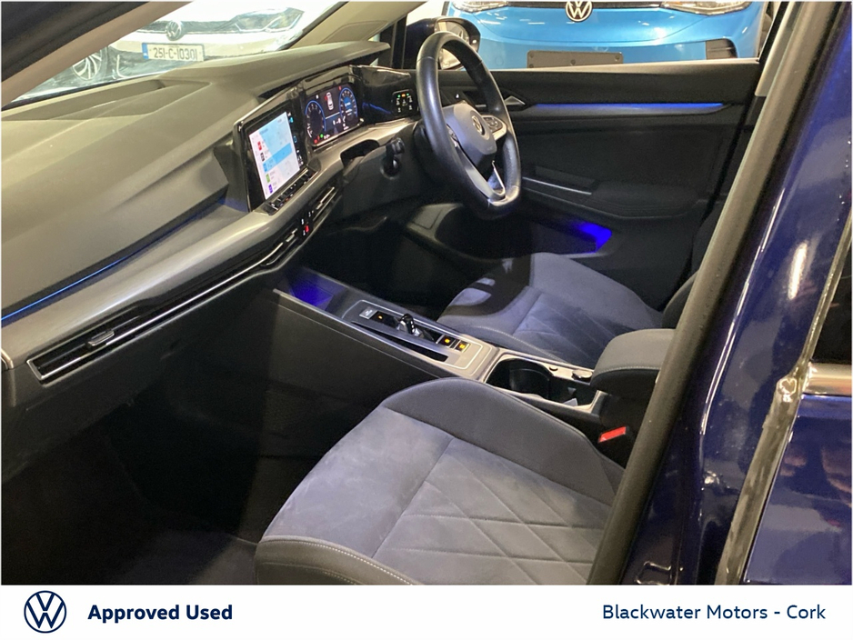 2021 Volkswagen Golf - image 21