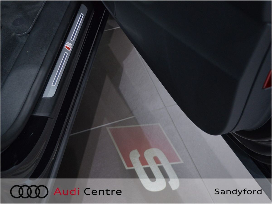 2026 Audi Q8 SUV 60 TFSIE Q COMP 490PS €125,143