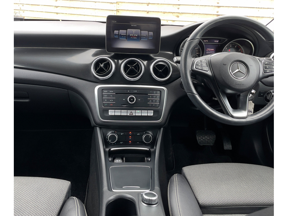 2018 Mercedes-Benz CLA Class - image 7