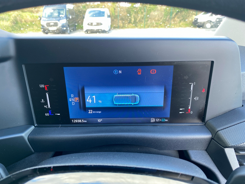 2025 Ford Transit Custom 2.5 Crewcab PHEV Automatic €42,500