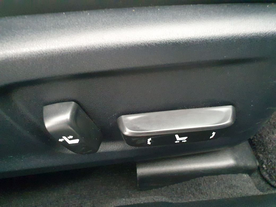 2018 Lexus IS 300 h HALF LEATHER * 2.5 SELF CHARGING HYBRID