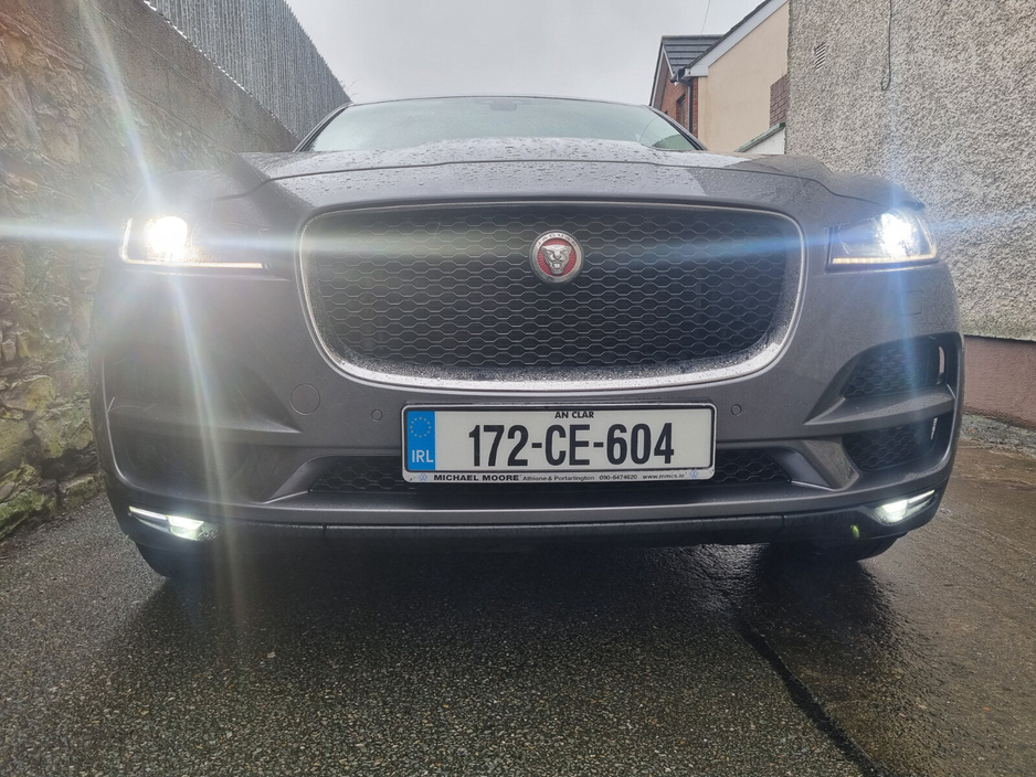 2017 Jaguar F-Pace RWD 2.0 D 163PS Prestige €10,999