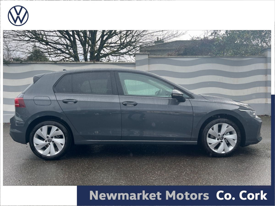 2026 Volkswagen Golf - image 9