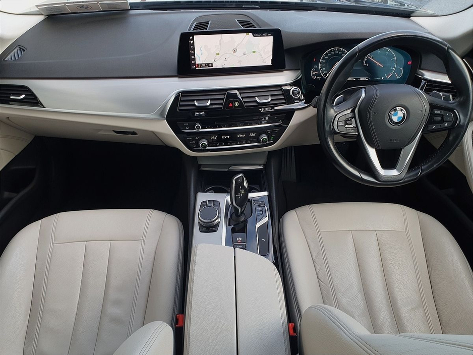 2019 BMW 5 Series 520d SE Auto €27,995