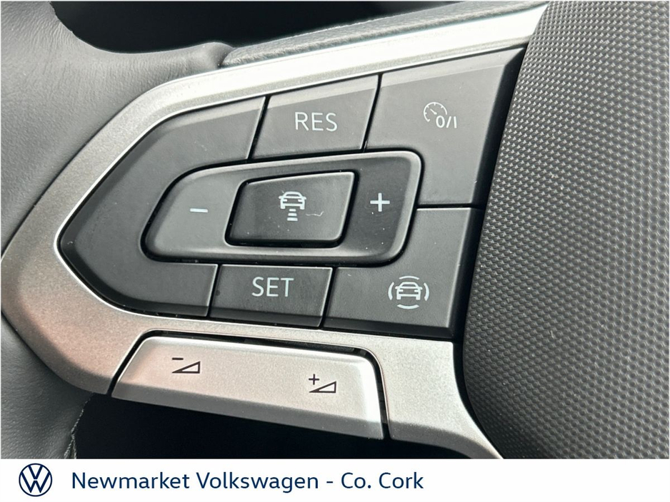 2026 Volkswagen T-Roc - image 7