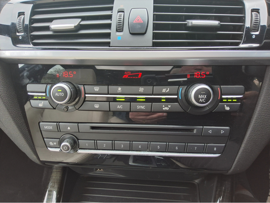 2017 BMW X3 - image 19