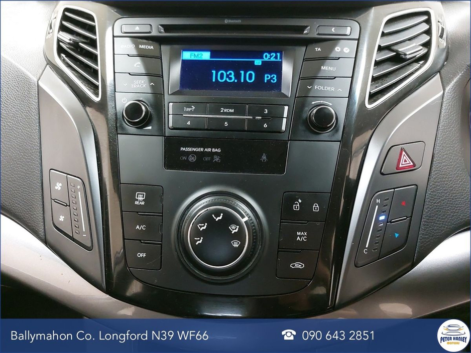 2016 Hyundai i40 - image 17